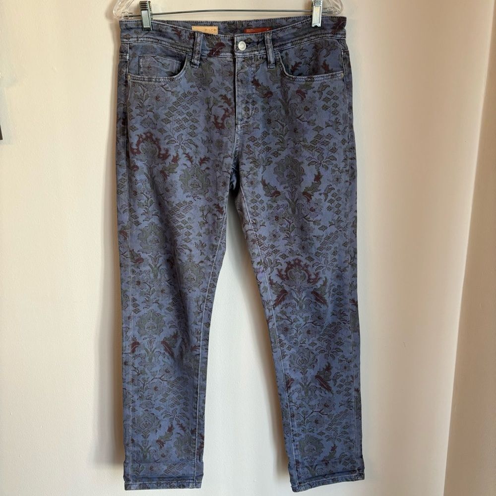 Anthropologie Pilcro Women blue tribal paisley boyfriend slim jeans size 28 EUC!